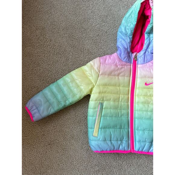 NWT Nike Rainbow Ombre Essential Hooded Winter Puffer Jacket 26G461-W6U Girls 2T - Picture 5 of 9